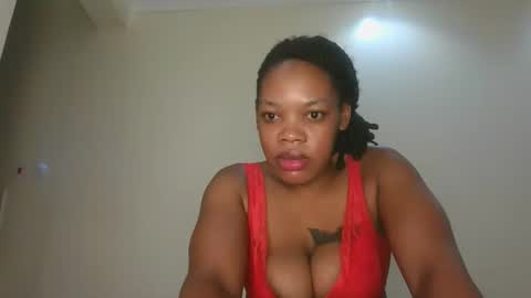 sexy_lyna online show from May 1, 4:05 am