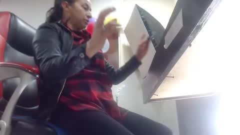 MARIPOSA online show from October 14, 1:46 pm