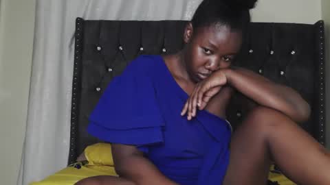 Snapshot of sexy_melanin11 chatting on September 9, 11:59 pm sexy_melanin11 online show from September 9, 11:59 pm
