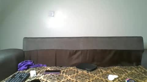 SEXY MOMAH online show from April 27, 8:00 am