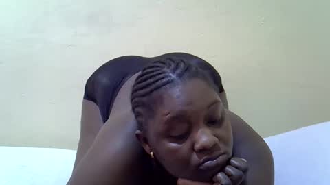 sexy_naila2 online show from May 8, 11:35 am