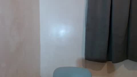 Snapshot of sexy_naughtyjasminxxx chatting on September 20, 9:51 am Jasmin online show from September 20, 9:51 am