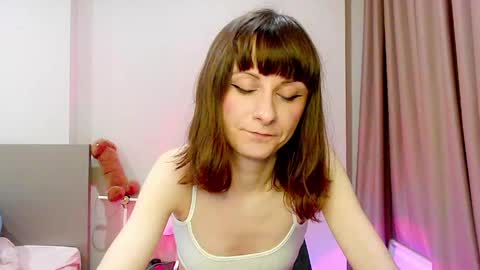 Mandy Green online show from May 18, 11:00 pm