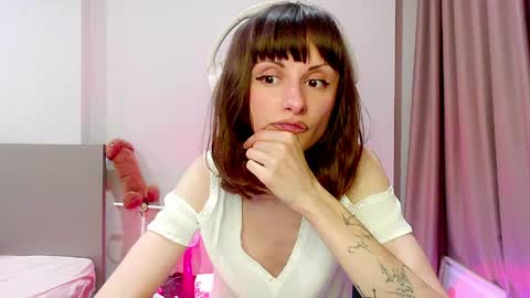 Mandy Green online show from May 15, 10:23 pm