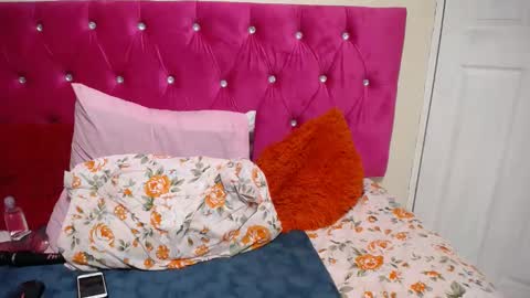sexyangeliqua online show from March 11, 6:08 pm