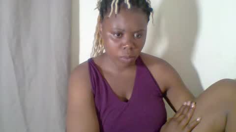 Snapshot of sexyapple2023 chatting on January 14, 2:19 am ashley online show from January 14, 2:19 am