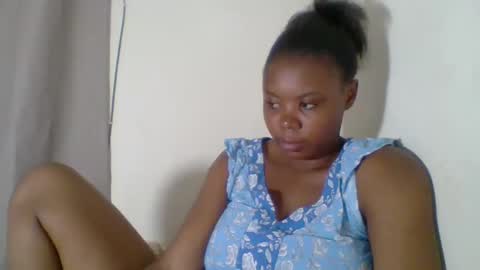 Snapshot of sexyapple2023 chatting on January 25, 11:13 am ashley online show from January 25, 11:13 am