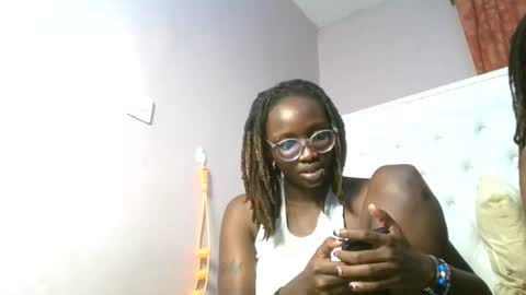 sexyary online show from August 9, 4:10 pm