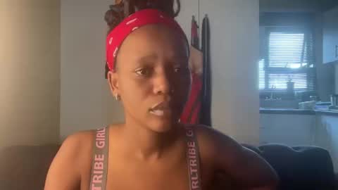 sexyasszeeee online show from February 27, 2:28 pm