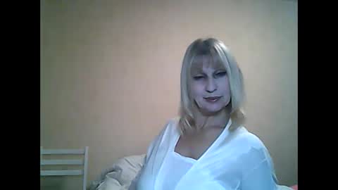 Snapshot of sexybabyforyou chatting on December 9, 9:16 pm sexybabyforyou online show from December 9, 9:16 pm
