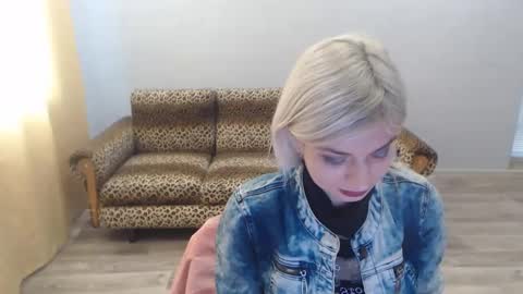 sexybeatriice online show from December 19, 7:18 am