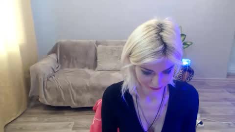 sexybeatriice online show from May 17, 6:12 am