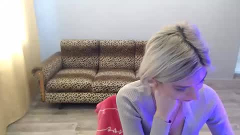 sexybeatriice online show from November 13, 7:51 am