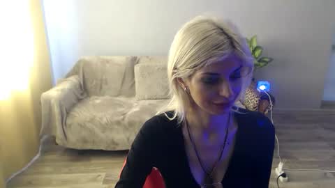 sexybeatriice online show from May 10, 6:48 am