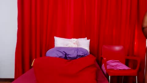 sexybustyboobs online show from May 9, 7:21 am
