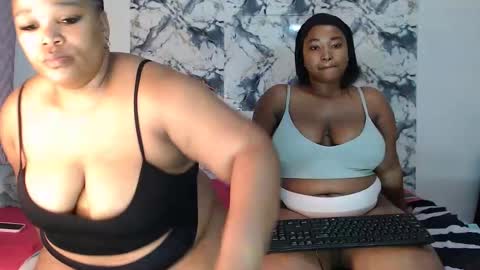 SEXYCHILL online show from May 18, 9:21 pm
