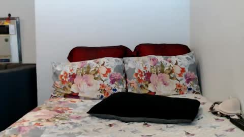 Sexycurybeautyxoxo1 online show from September 21, 12:53 am