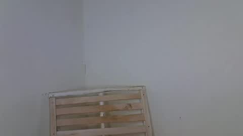 SexyHollyMontana1111 online show from March 20, 9:14 am