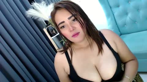 JENNY online show from December 26, 1:21 pm
