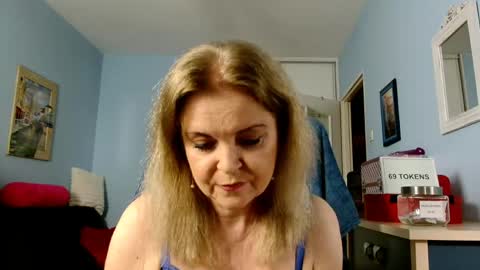 Jenny online show from May 10, 8:11 pm