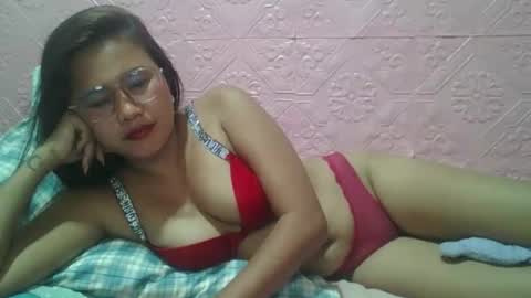 sexyjessa20 online show from May 9, 12:34 am