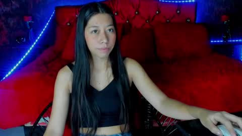 laura online show from December 18, 11:56 am