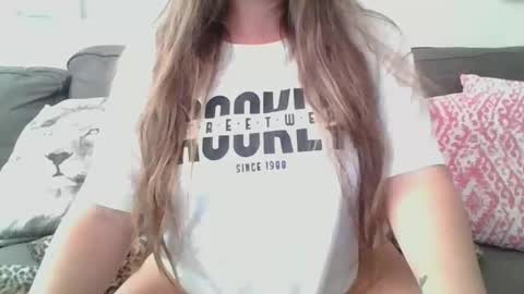 sexymisss24 online show from September 12, 11:50 am