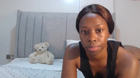 sexymonalisa1 online show from May 20, 6:21 am