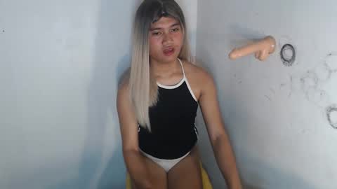 Natalia3 online show from September 18, 2:54 am