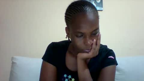DOVY ACHIENG online show from January 14, 6:49 pm