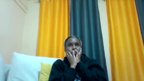 DOVY ACHIENG online show from January 17, 8:00 pm
