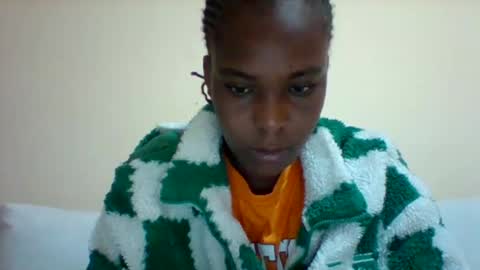 DOVY ACHIENG online show from January 15, 5:19 am