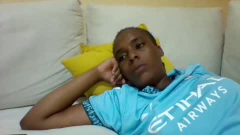 DOVY ACHIENG online show from January 16, 7:10 pm