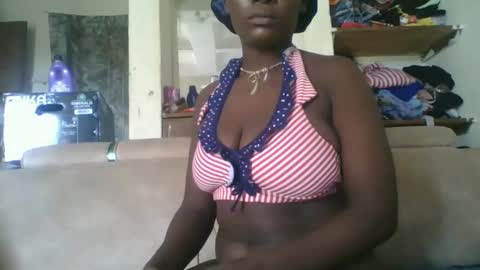 sexysassy27 online show from February 14, 7:59 am