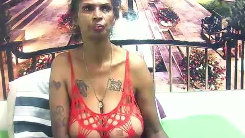 sexyva4u2luv online show from February 22, 5:42 pm