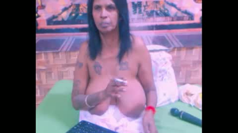 sexyva4u2luv online show from September 27, 6:59 pm