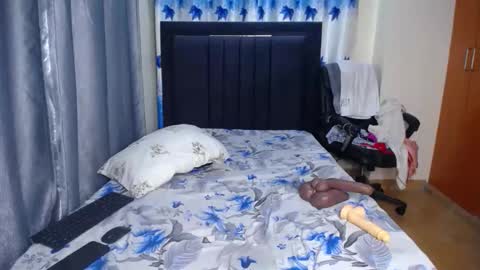 Talia online show from February 3, 2:53 am