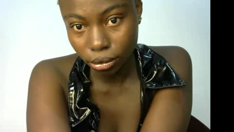 sexzy -melani online show from September 18, 8:24 am