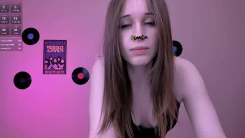 shadow_kiss online show from May 11, 4:04 pm