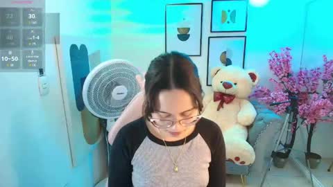 Shady  online show from May 25, 7:13 pm