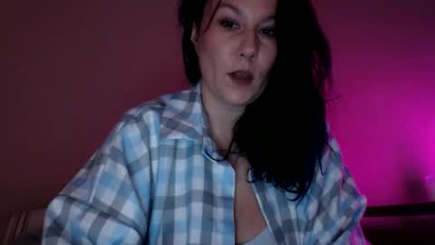 Mila online show from November 11, 11:07 am