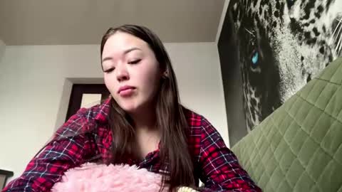 Hana online show from December 17, 4:16 am