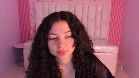 Shalon  online show from February 25, 1:53 pm