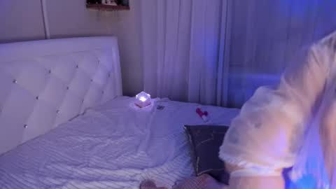 Snapshot of shameles_pussy chatting on February 8, 2:27 pm shameles_pussy online show from February 8, 2:27 pm