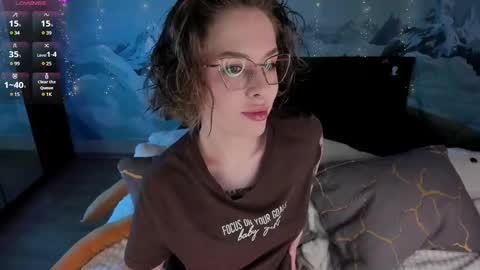 Snapshot of shameles_pussy chatting on January 19, 5:58 am shameles_pussy online show from January 19, 5:58 am