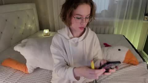 Snapshot of shameles_pussy chatting on February 9, 11:36 am shameles_pussy online show from February 9, 11:36 am