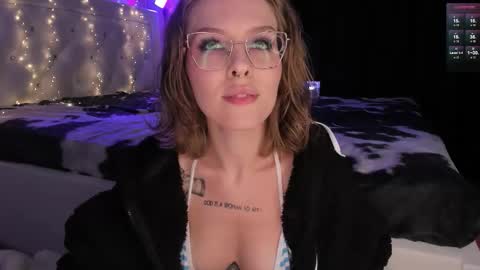 Snapshot of shameles_pussy chatting on September 11, 3:23 pm shameles_pussy online show from September 11, 3:23 pm