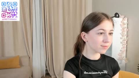 me name is Mia online show from March 12, 8:44 pm