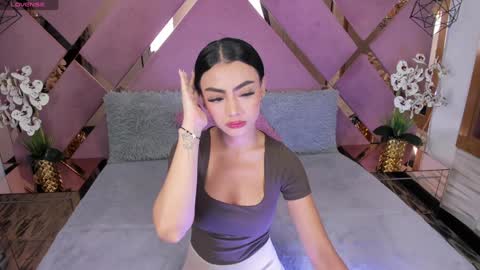 SHANON online show from January 28, 7:10 pm