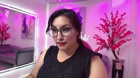 Shantall  online show from September 30, 3:01 am